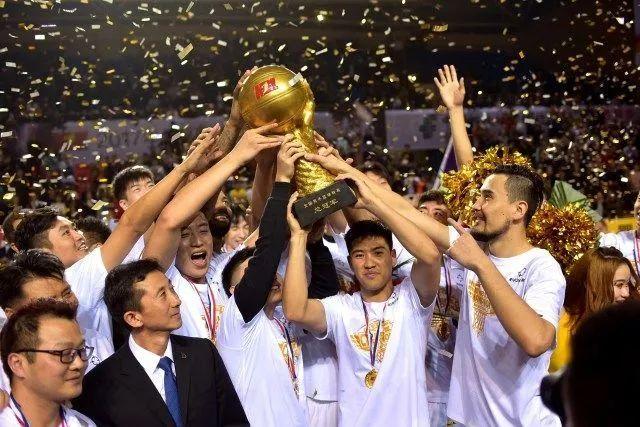 图片报：德国足协为了补偿签克洛普，向红牛基金会捐100万欧